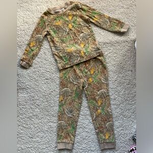 Nordstrom Boy’s Camo Dinosaur 4T pajamas *rare*